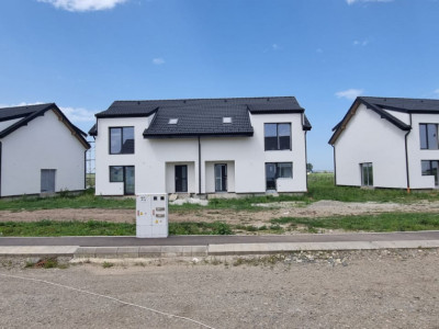 Duplex La Cheie - 330 m Teren Liber