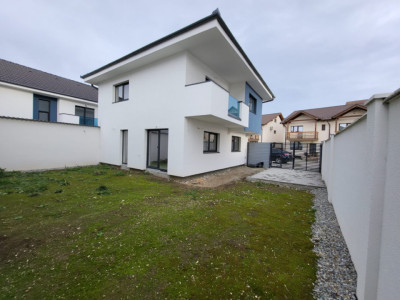 Casă Individuală - Construcție Finalizată și Intabulată