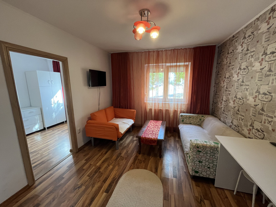 Apartament 2 camere - 68.000 euro - Luptei