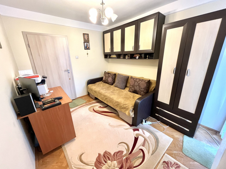 Apartament 3 camere - Victoriei/Sub Arini