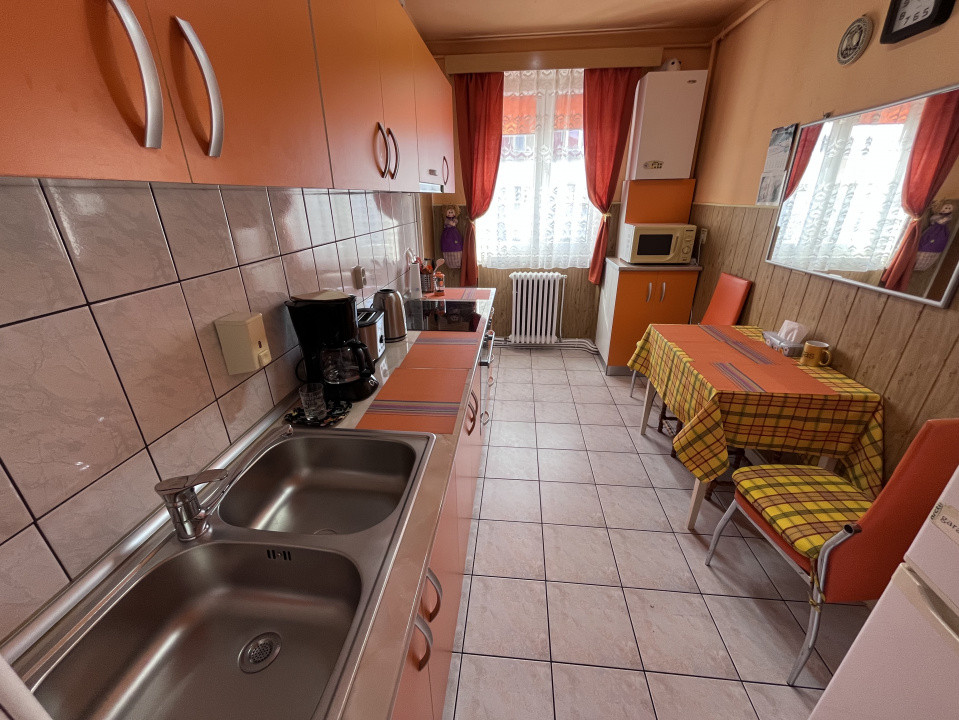 Apartament 2 camere - Decomandat - Zona Dumbravii/CEC