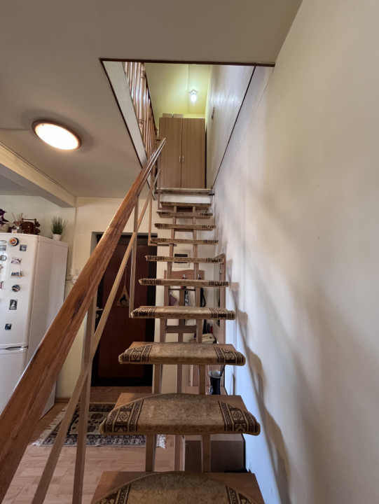 Mansardă cochetă pe două niveluri, în cartierul Terezian – Sibiu