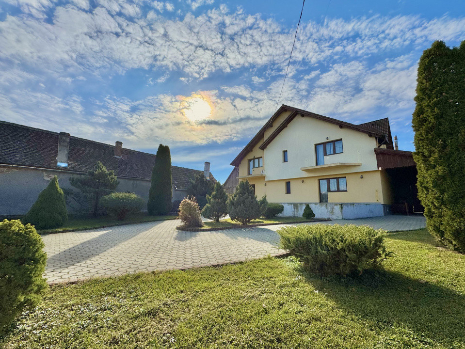 Casǎ Individualǎ/Pensiune/Turism - Ocna Sibiului - 1546 mp teren