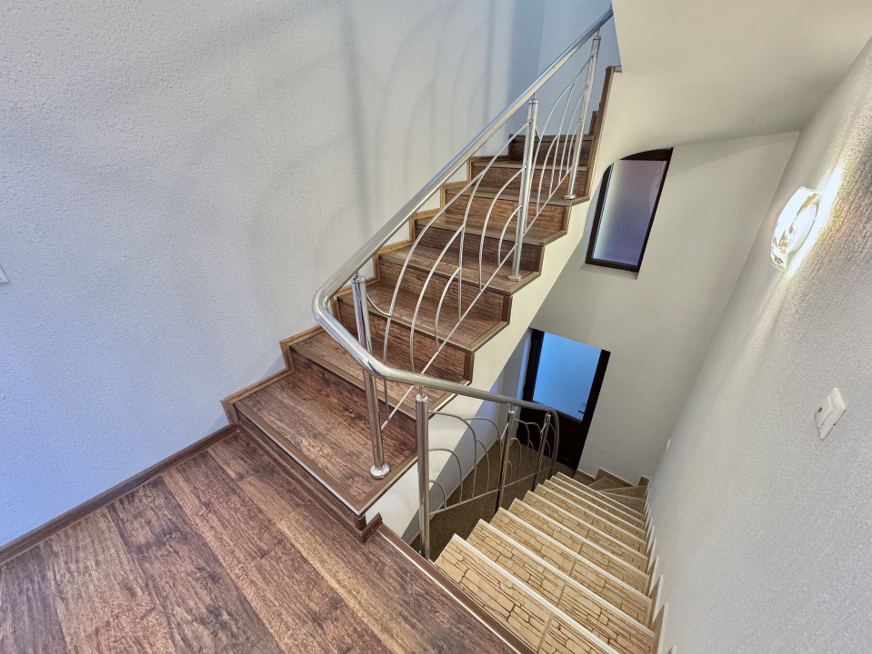 Casǎ Individualǎ/Pensiune/Turism - Ocna Sibiului - 1546 mp teren