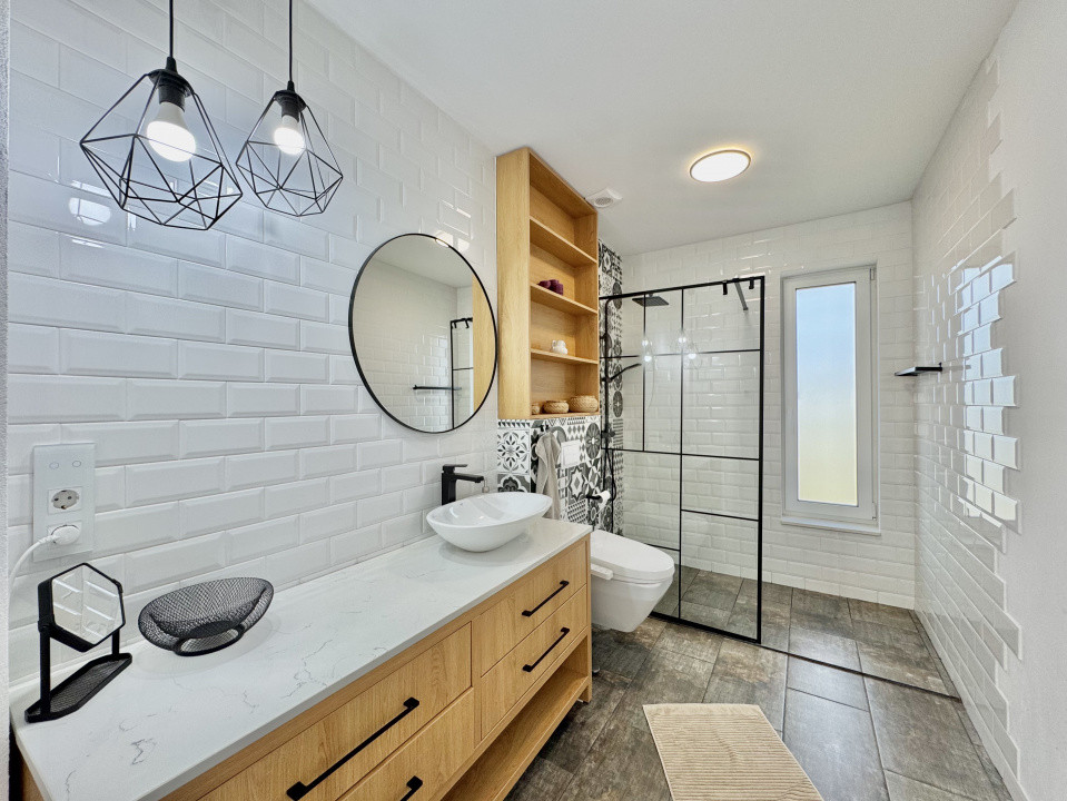 Casǎ de Lux - 1084 mp teren - 275 mp utili + Pod + Saunǎ + Studio Yoga