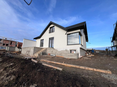 Casa Individuala - 180 mp utili - Predare la cheie