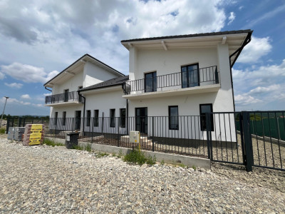 Casǎ De Vânzare - 115 mp utili