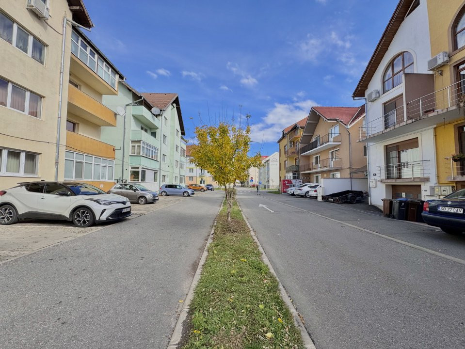 Apartament 2 camere  – Strand, str. Prof. Ioan Moga 72.800 eur