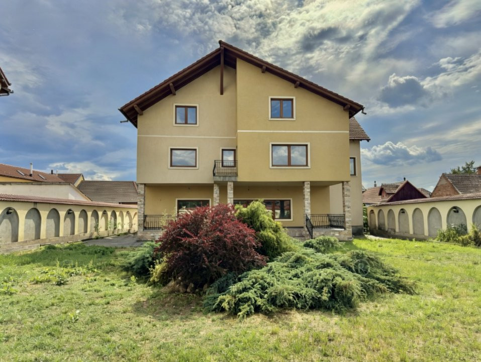 Oportunitate Majoră de Investiție - 709 mp Utili și  1564 mp Teren 