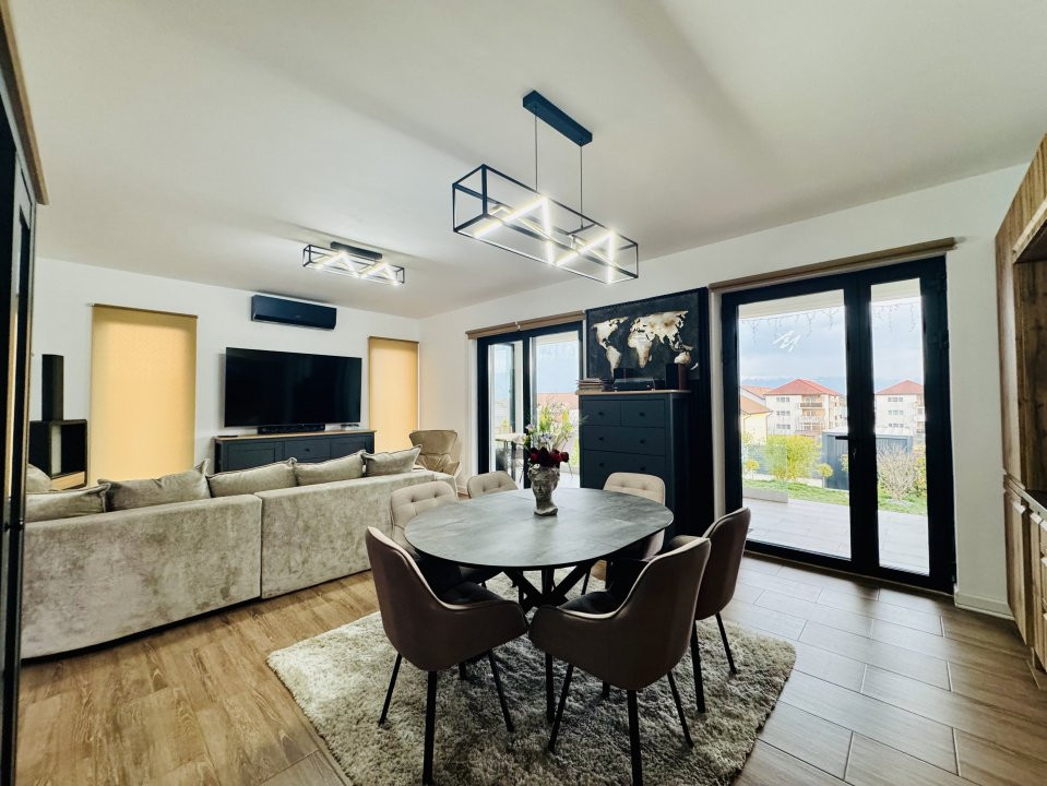 Casa pe un singur nivel | 550 mp teren| Priveliște superbă către munți