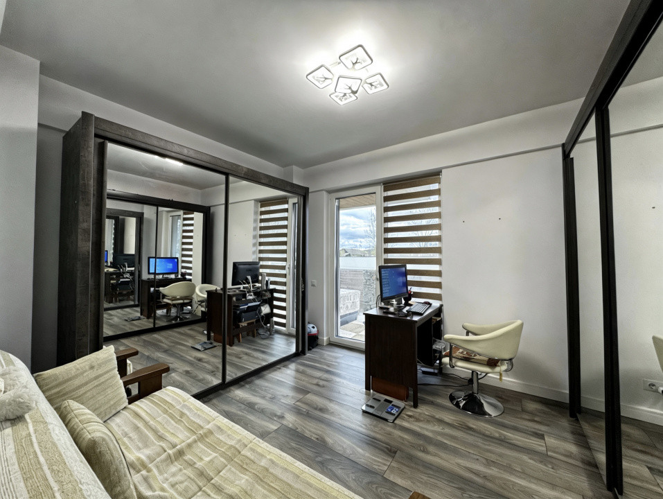 Apartament 3 camere - Grădină - Piscinǎ