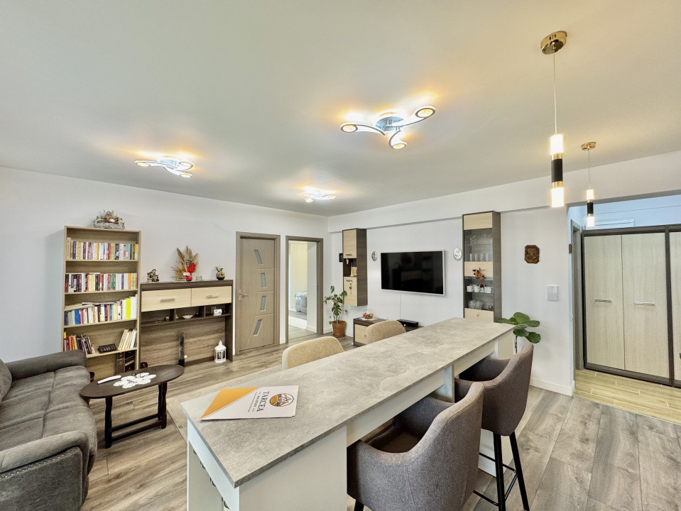 Apartament 3 camere - Grădină - Piscinǎ