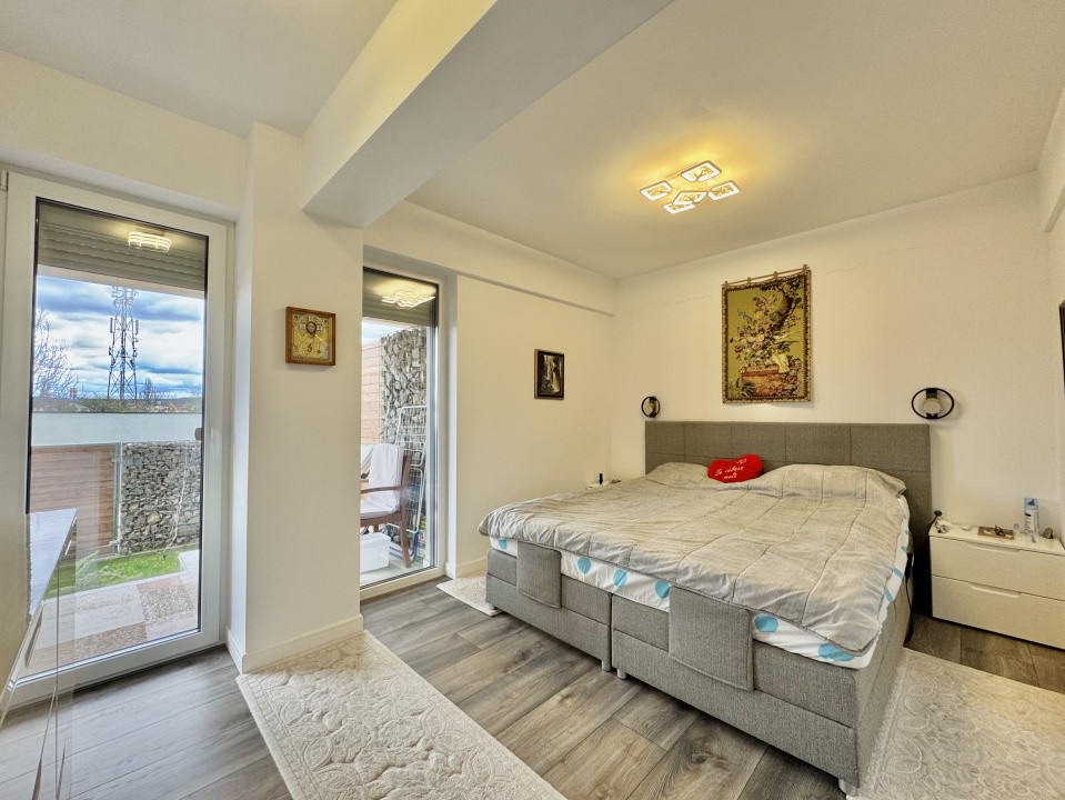 Apartament 3 camere - Grădină - Piscinǎ