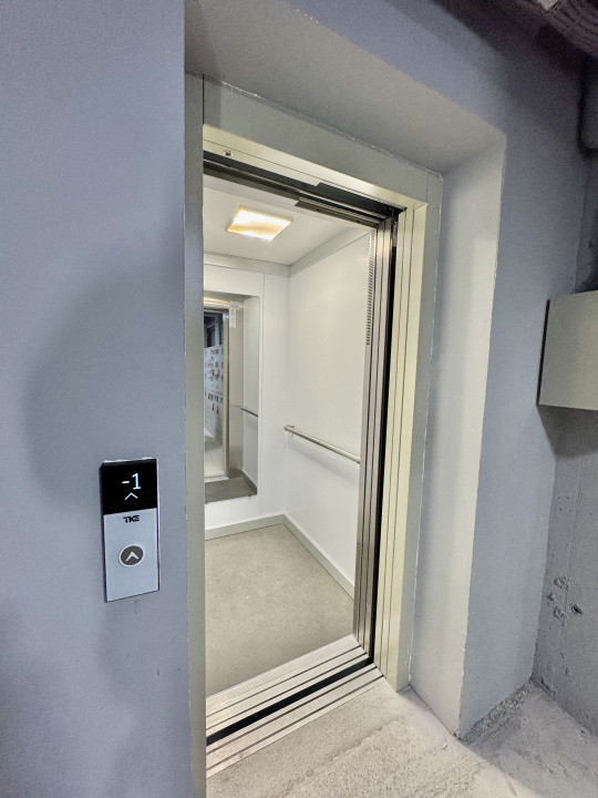 Apartament 3 camere - Grădină - Piscinǎ