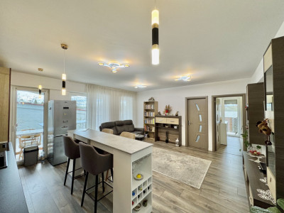 Apartament 3 camere - Grădină - Piscinǎ