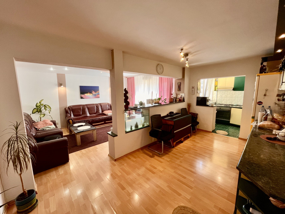 Apartament 4 camere - Valea Aurie