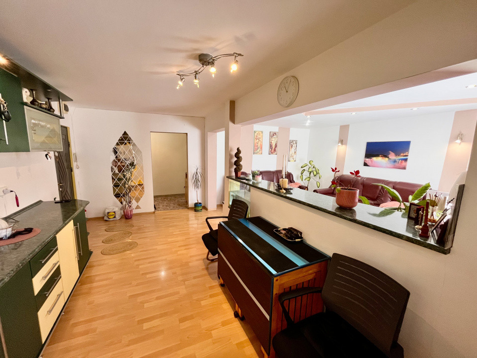 Apartament 4 camere - Valea Aurie