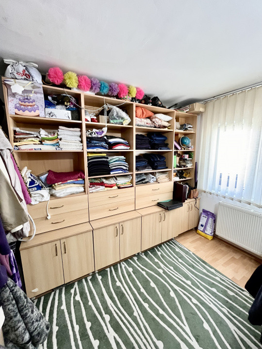 Apartament 4 camere - Valea Aurie
