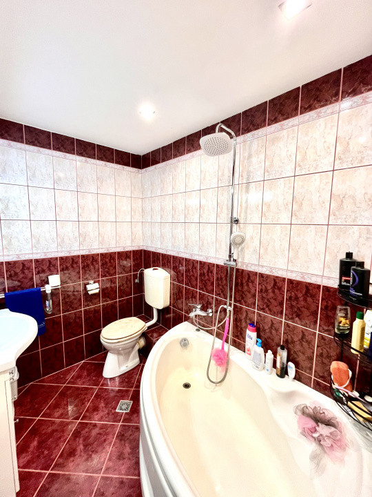 Apartament 4 camere - Valea Aurie