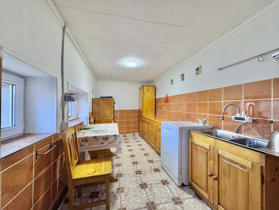 Casă 266 mp teren 800 mp - Cisnadie - locuință sau pensiune