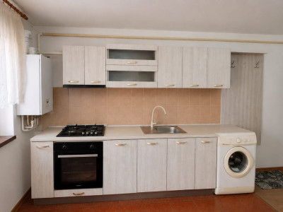 Apartament 47 mp, mobilat și utilat - preț atractiv, Oncești